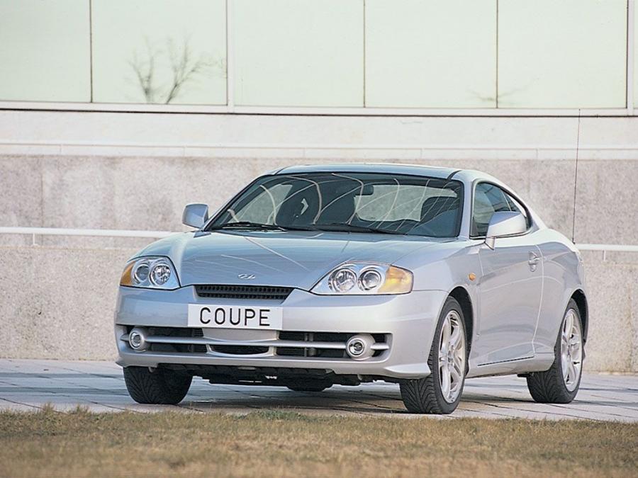  Hyundai Coupe 2002 года  (фото 16 из 20)
